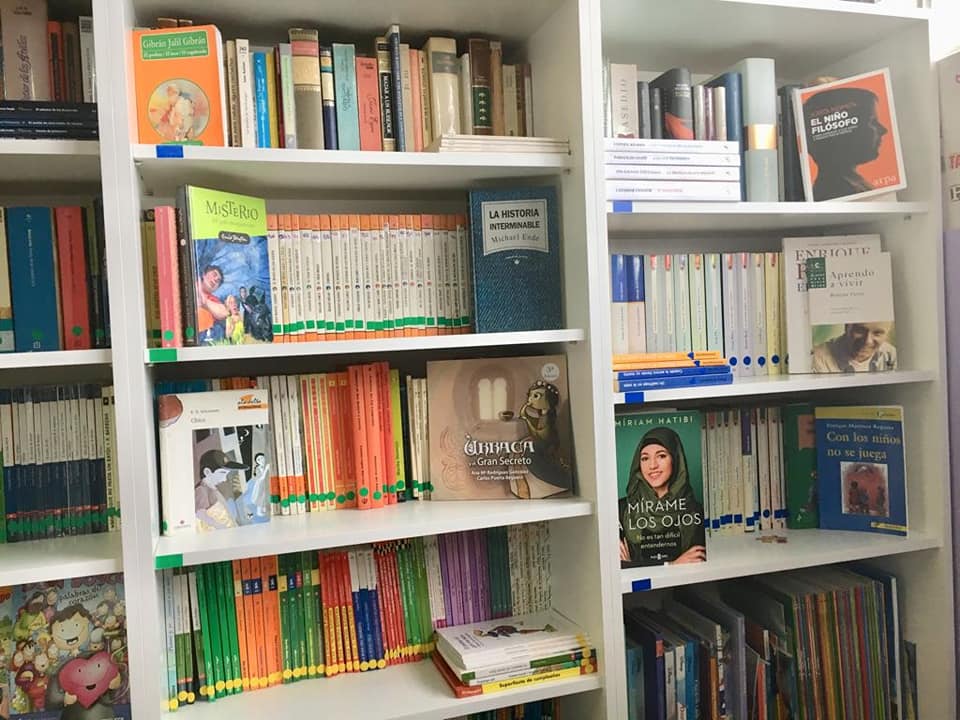 Nueva Biblioteca En AURYN