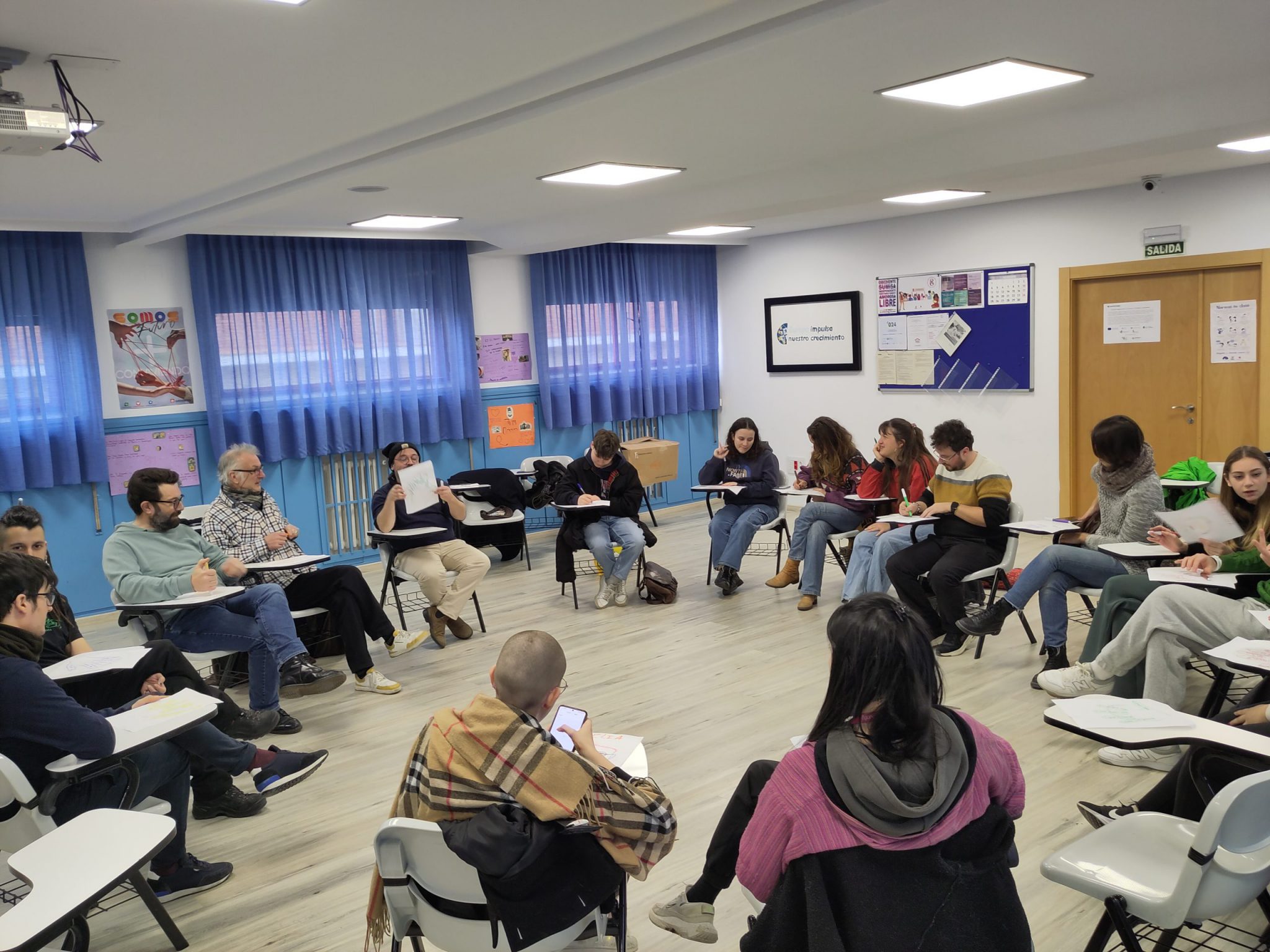 RADIO NOWHERE +: AN INCLUSION EXPERIENCE, Una Experiencia Europea En El ámbito De La Educación De Personas Adultas.