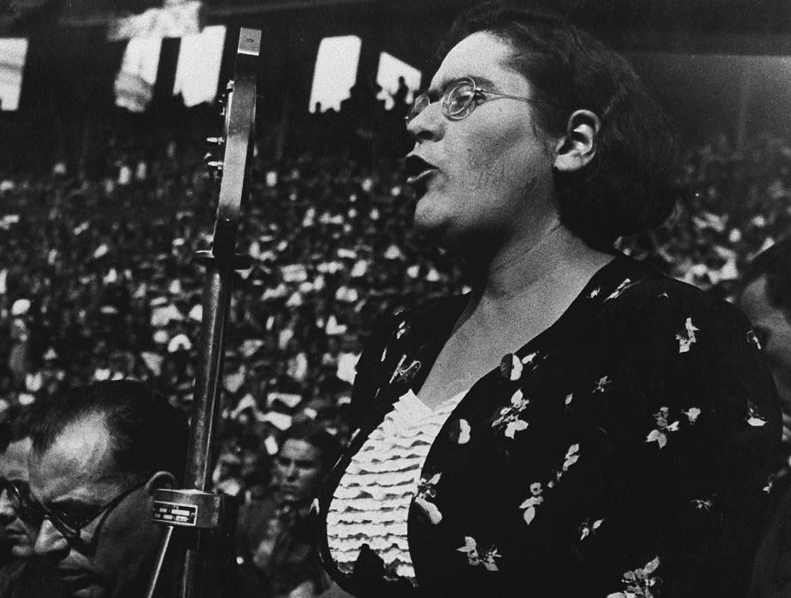 Mujeres Que Hicieron Historia: Protagonistas De Nuestra Memoria Y Referentes De La Cultura Y La Resistencia